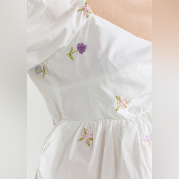 English Factory Floral Ruffle Top - Size M - Picture 4 of 7